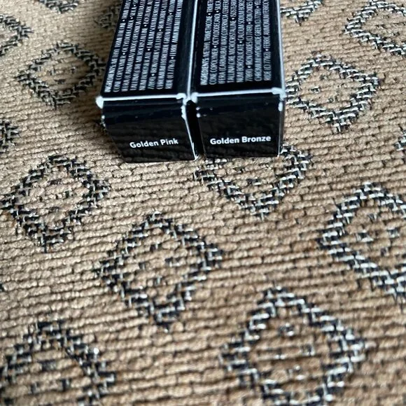 Bobbi Brown Mini Cream Shadow Stick Set(2) in Golden Pink and Golden Bronze - Picture 3 of 3